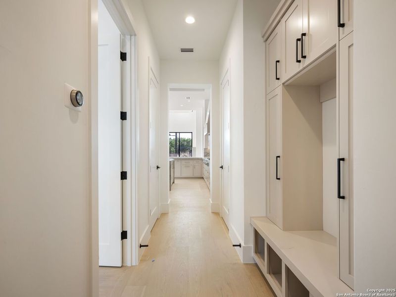Spacious, unfurnished interior of a new home in , San Antonio (Image 59). Spacious, unfurnished interior of a new home in , San Antonio (Image 59).