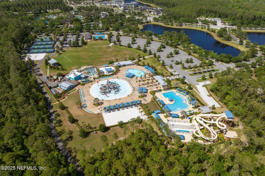 Image 48 of a home in Del Webb Nocatee.