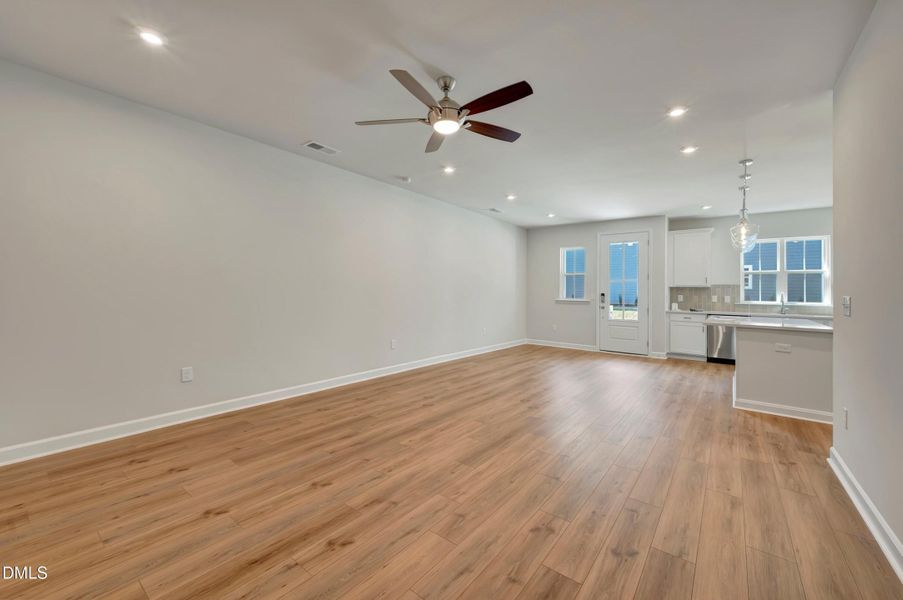 RAL_MewsatHoldingVillage_Wilson-MewsatHo RAL_MewsatHoldingVillage_Wilson-MewsatHo