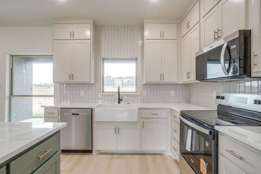 Furnished interior view inside a new home in , Millsap (Image 9). Furnished interior view inside a new home in , Millsap (Image 9).