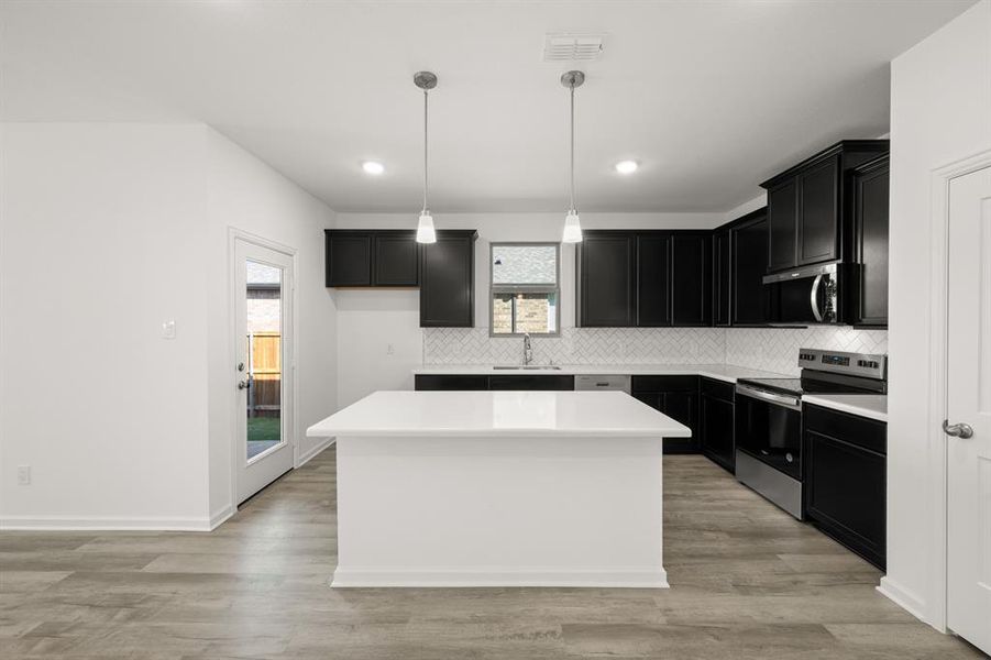 3157 Manchester- Kitchen-1