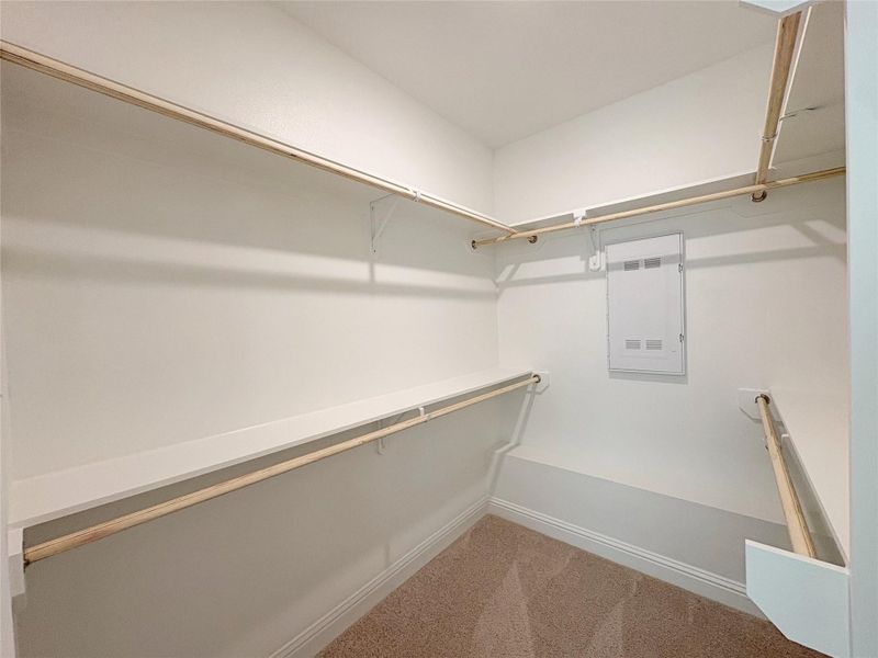 Spacious, unfurnished interior of a new home in Orange Gardens, Orange (Image 23).