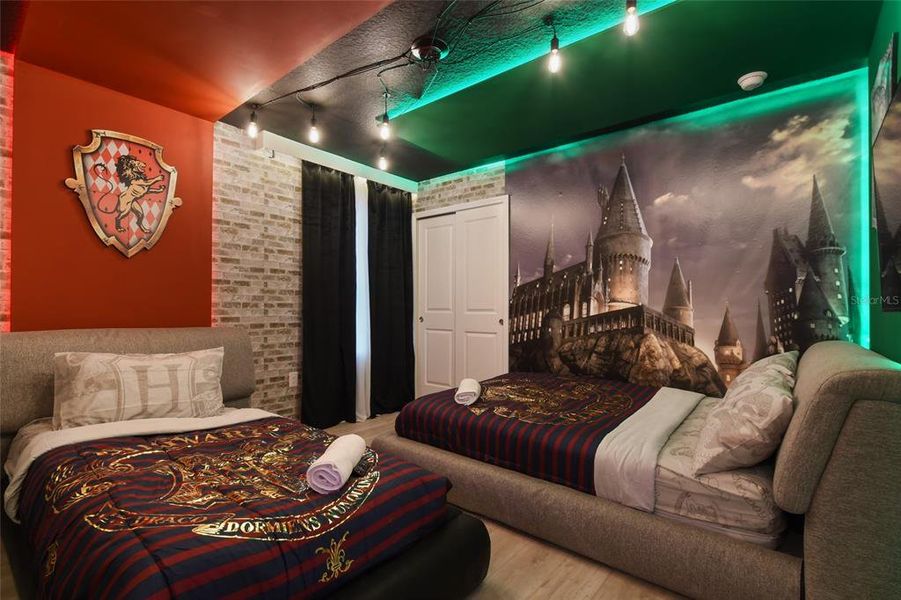 Furnished interior view inside a new home in Windsor Cay Resort, Clermont (Image 18).