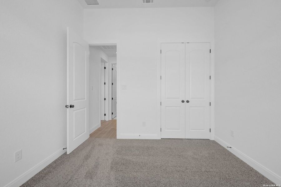 Spacious, unfurnished interior of a new home in Preserve at Annabelle Ranch, San Antonio (Image 52).
