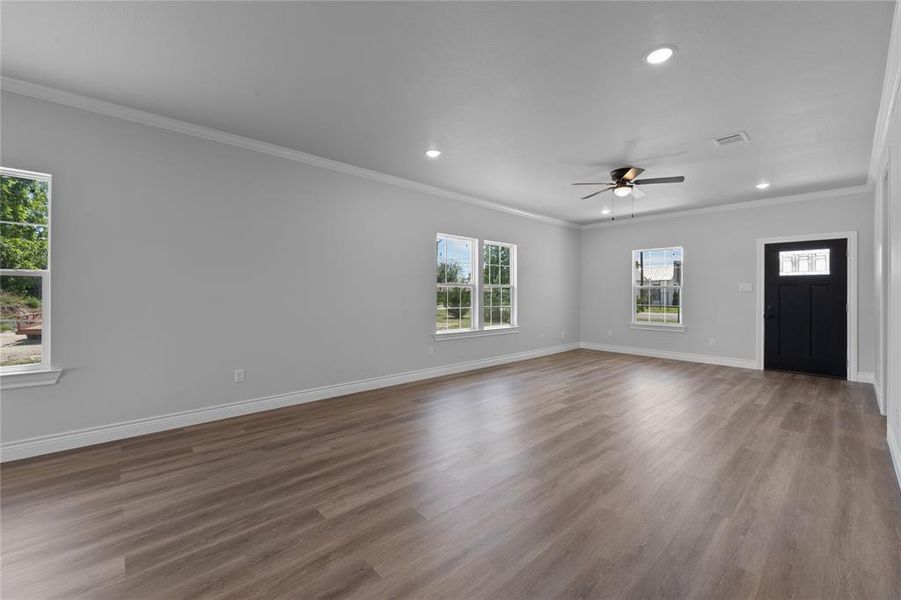 Spacious, unfurnished interior of a new home in , Kosse (Image 29). Spacious, unfurnished interior of a new home in , Kosse (Image 29).