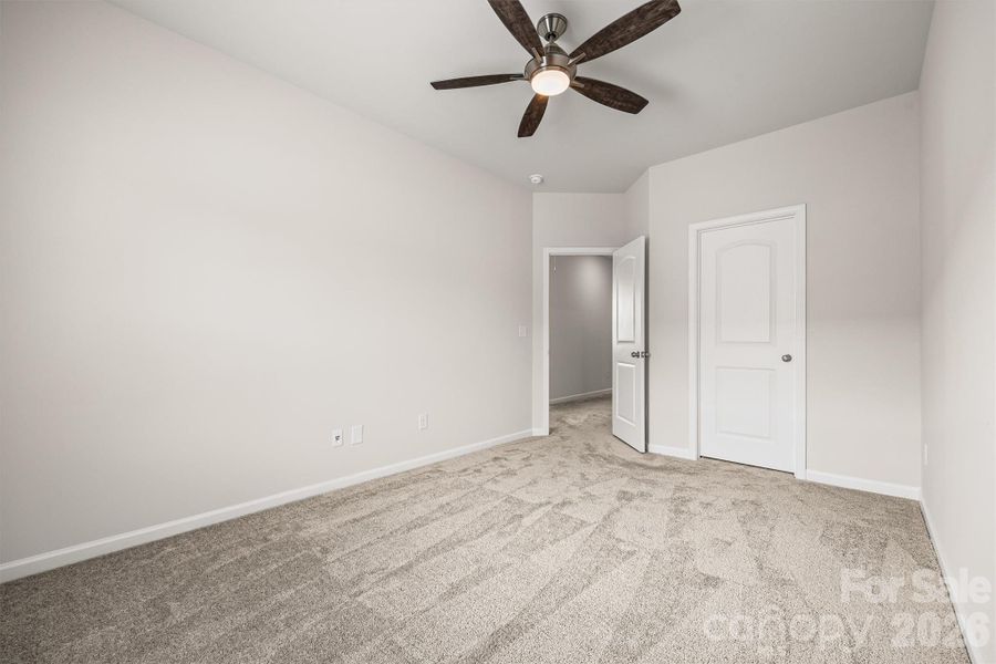 Spacious, unfurnished interior of a new home in , Rock Hill (Image 25).