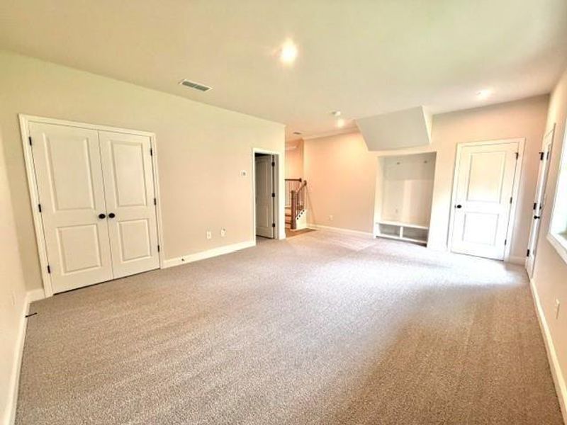 Spacious, unfurnished interior of a new home in Towne Village at Suwanee Dam, Sugar Hill (Image 11). Spacious, unfurnished interior of a new home in Towne Village at Suwanee Dam, Sugar Hill (Image 11).
