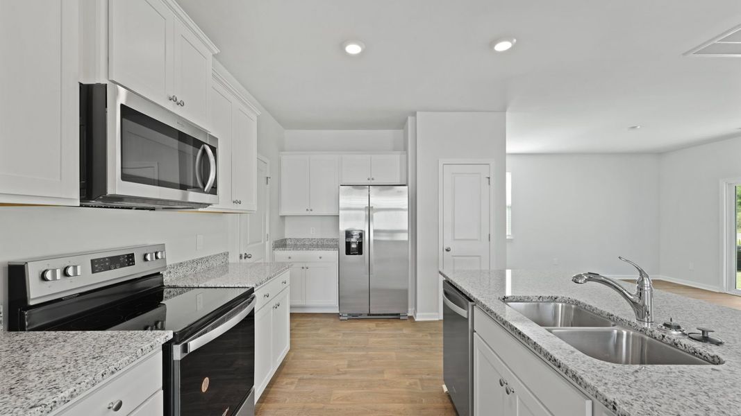 Representative furnished interior of a home built from the ELSTON by D.R. Horton in Hillcrest, Ravenel (Image 5).
