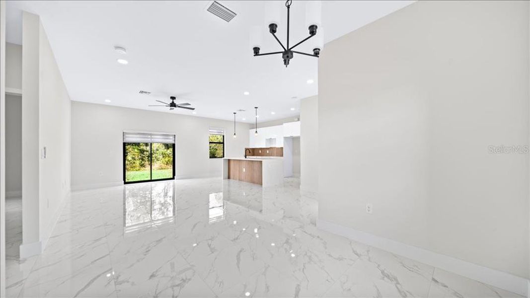 Spacious, unfurnished interior of a new home in , Lehigh Acres (Image 17).