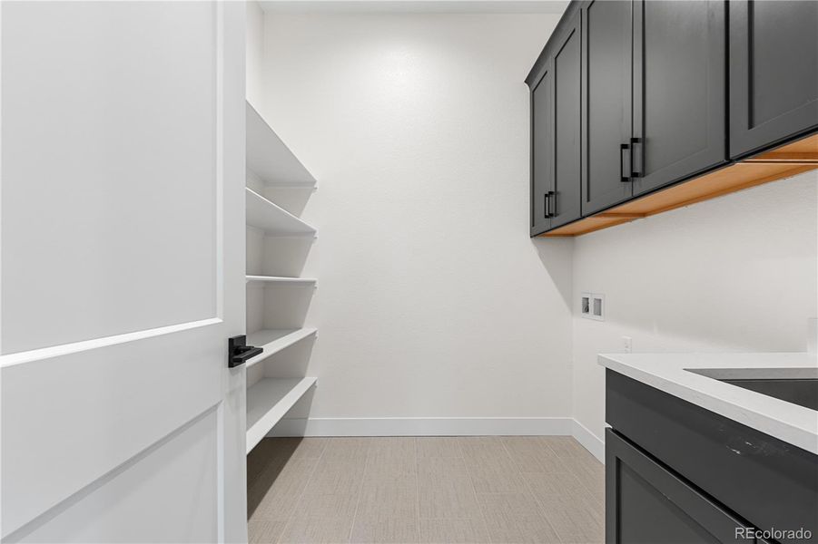 Image 33 of a home in Reflection at Solstice.