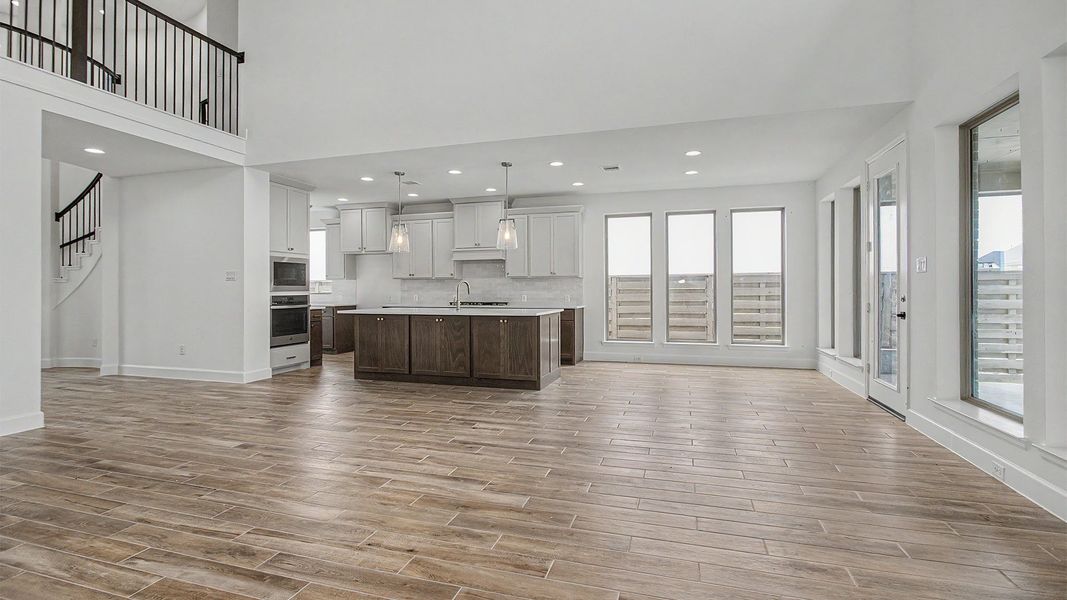Spacious, unfurnished interior of a new home in Austin Point, Richmond (Image 7).