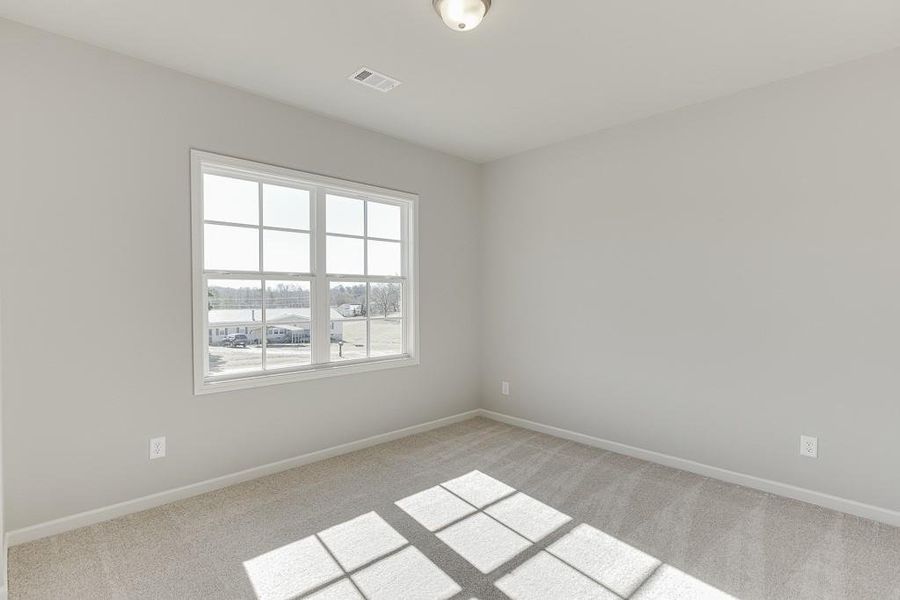 Spacious, unfurnished interior of a new home in , Gainesville (Image 26).