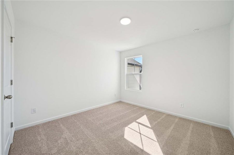 Spacious, unfurnished interior of a new home in Leydenview, Mableton (Image 22).