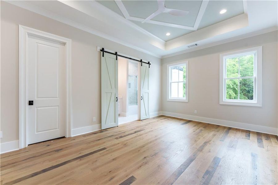 Spacious, unfurnished interior of a new home in , Atlanta (Image 20).