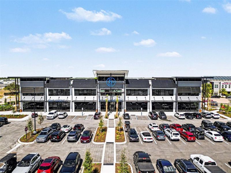 Condo located in Punta Gorda, FL showcasing its design and architecture (Image 5). Condo located in Punta Gorda, FL showcasing its design and architecture (Image 5).