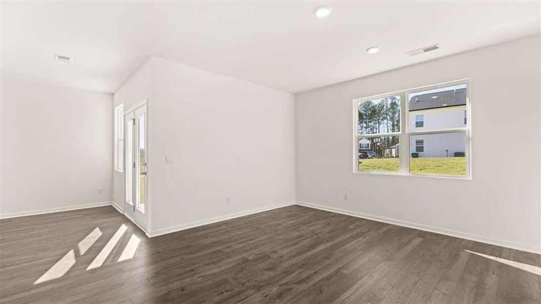 Spacious, unfurnished interior of a new home in Oakchase at Hampton, Hampton (Image 35).