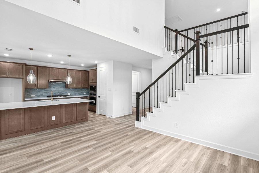 Furnished interior view inside a new home in Riceland 50’ Front Load Homesites, Mont Belvieu (Image 10). Furnished interior view inside a new home in Riceland 50’ Front Load Homesites, Mont Belvieu (Image 10).