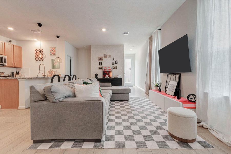 Furnished interior view inside a new home in , Katy (Image 10).