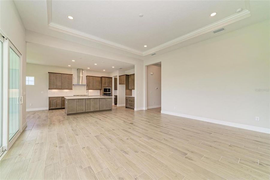 Spacious, unfurnished interior of a new home in North River Ranch, Parrish (Image 29).