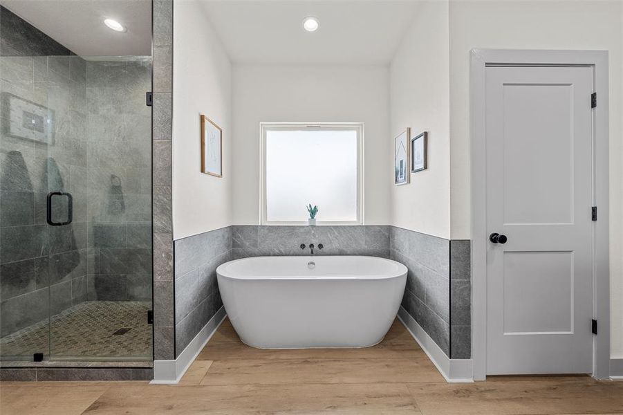 Furnished interior view inside a new home in , Moody (Image 31).