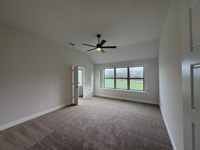 Spacious, unfurnished interior of a new home in , Lowry Crossing (Image 11).