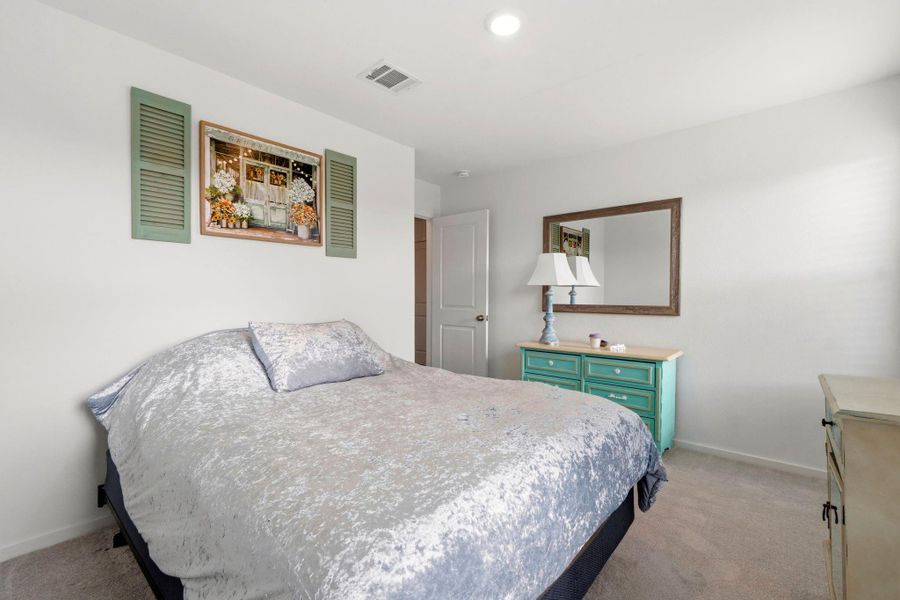 Furnished interior view inside a new home in Meadow Park, Conroe (Image 13). Furnished interior view inside a new home in Meadow Park, Conroe (Image 13).