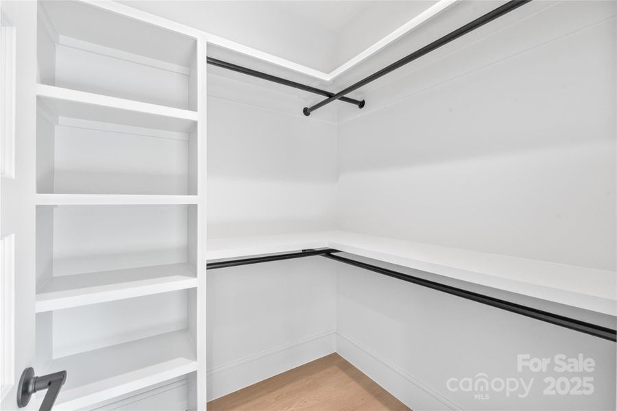 Image 41 of a home in .