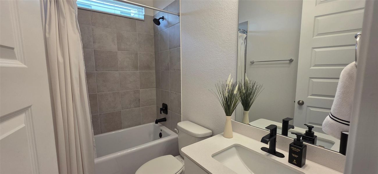 Furnished interior view inside a new home in , Houston (Image 7).