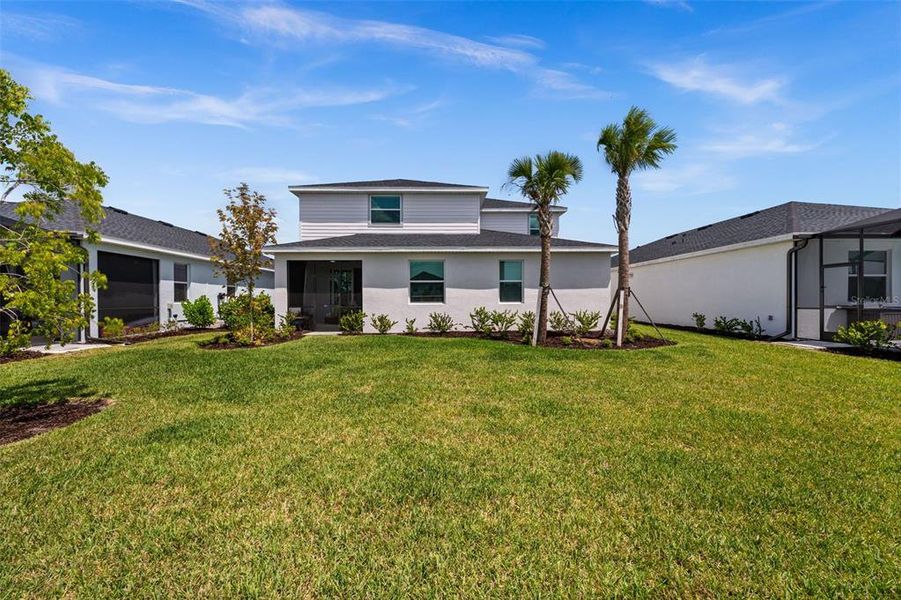 Exterior details and patio area of a home in Tuckers Cove, Punta Gorda (Image 4).