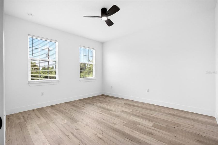 Spacious, unfurnished interior of a new home in , Port Charlotte (Image 32).