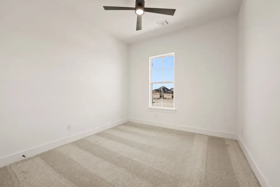 Spacious, unfurnished interior of a new home in Settlers Glen, New Fairview (Image 33).