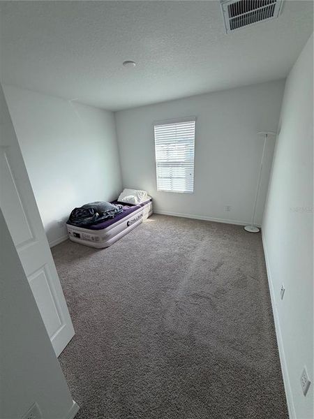 Spacious, unfurnished interior of a new home in Epperson, Wesley Chapel (Image 10).