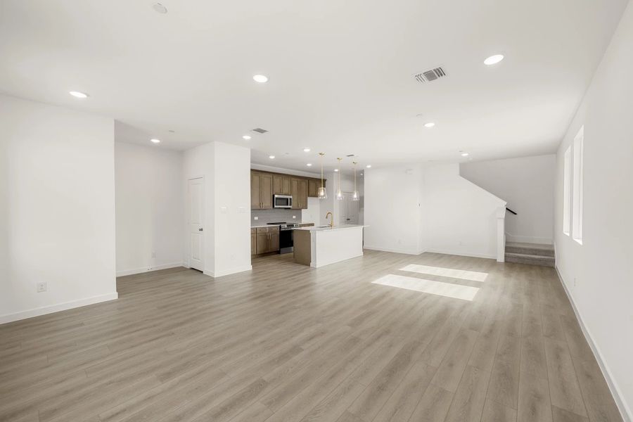 Open Kitchen-Living-Dining Room Open Kitchen-Living-Dining Room