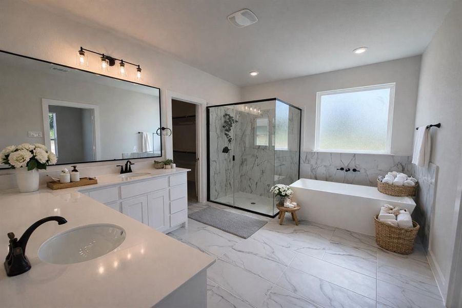 AI Enhanced Staging of Primary Bathroom