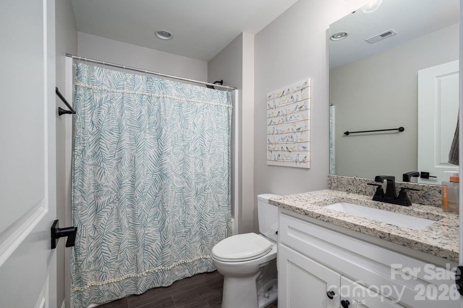 full bath upstairs
