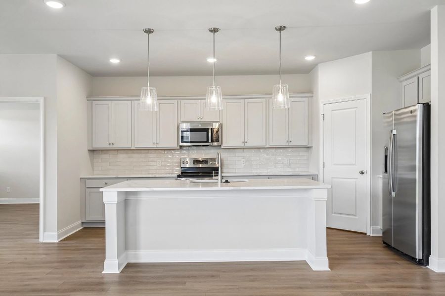 Furnished interior view inside a new home in Cades Bluff, Lebanon (Image 6).