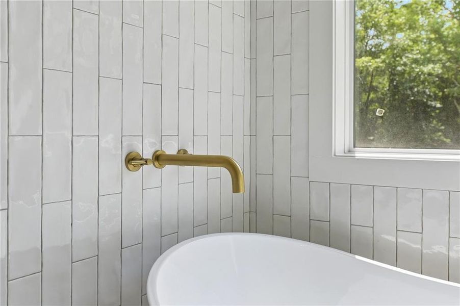 Close-up of interior finishes inside a home in , Rockmart (Image 23).