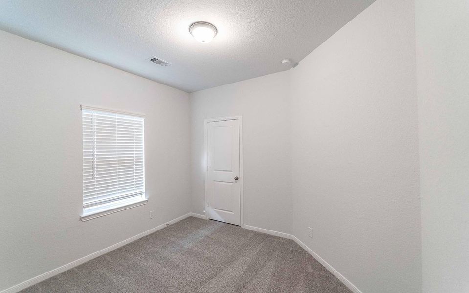 Spacious, unfurnished interior of a new home in The Pines at Seven Coves, Willis (Image 15). Spacious, unfurnished interior of a new home in The Pines at Seven Coves, Willis (Image 15).