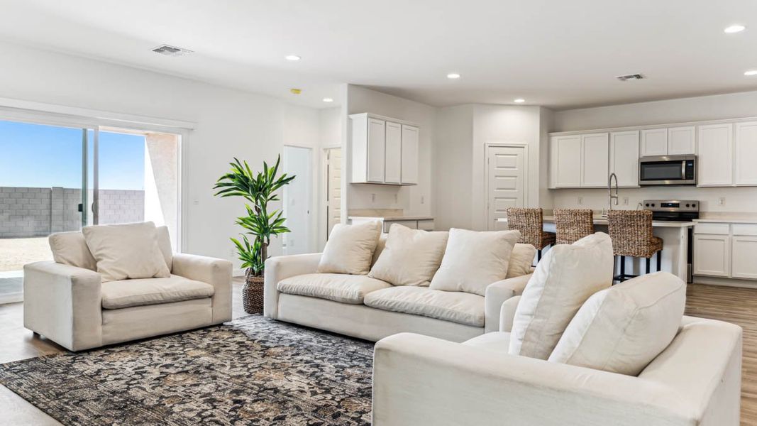 Furnished interior view inside a new home in Quail Ranch, San Tan Valley (Image 11).