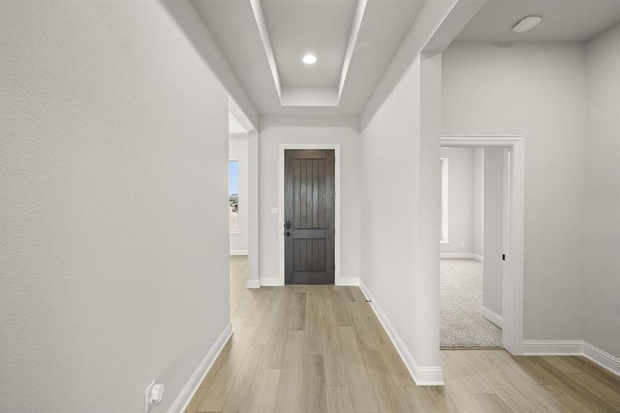 Spacious, unfurnished interior of a new home in The Retreat - Phase 1, Waxahachie (Image 15).