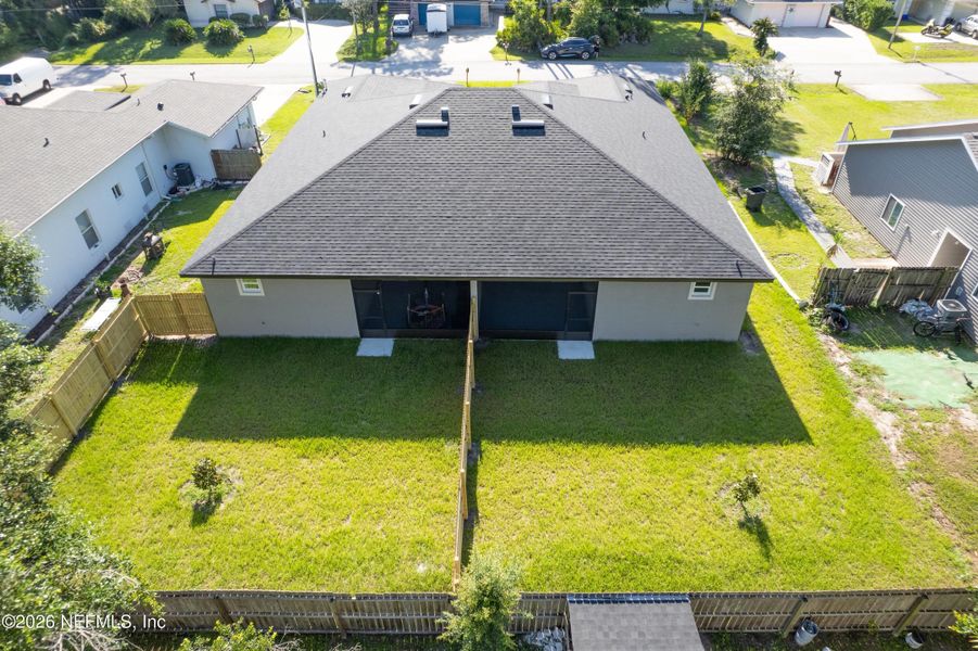 Exterior details and patio area of a home in , Palm Coast (Image 3).
