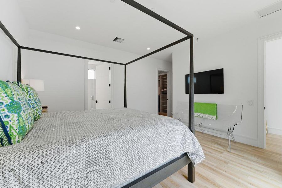 9 Dock St West Palm Beach FL 28