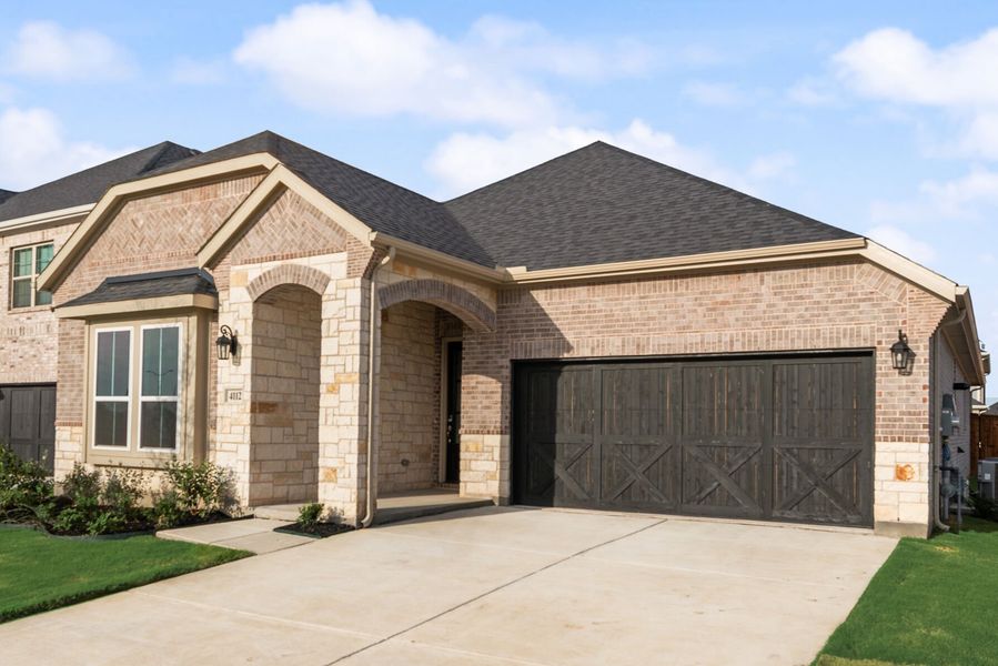The Amelia - Old World with Stone Elevation