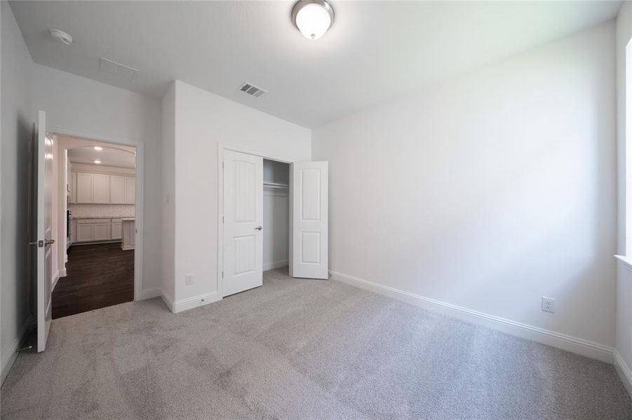 Spacious, unfurnished interior of a new home in Valencia on the Lake: Valencia 50s, Little Elm (Image 11). Spacious, unfurnished interior of a new home in Valencia on the Lake: Valencia 50s, Little Elm (Image 11).