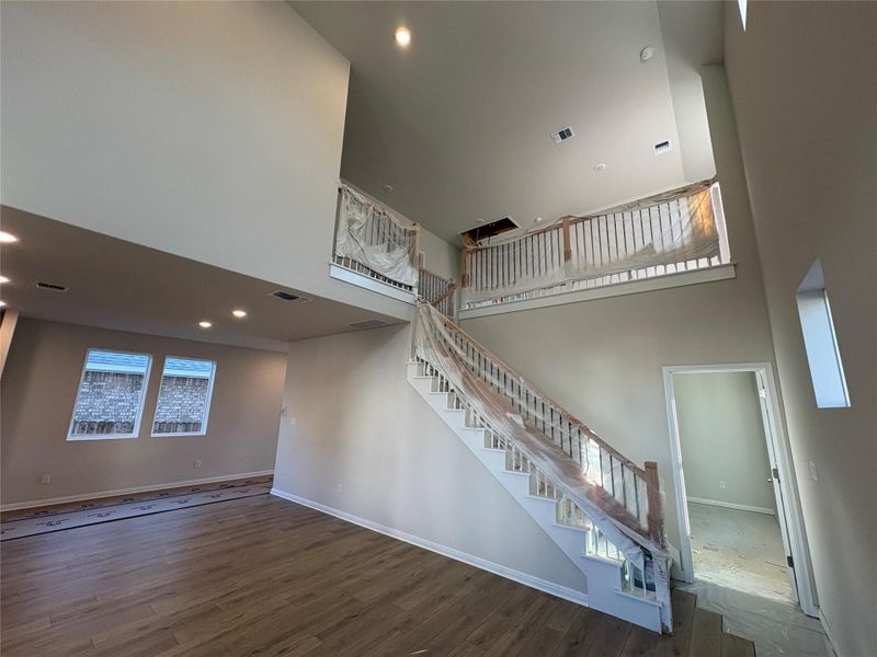 Spacious, unfurnished interior of a new home in La Cima, San Marcos (Image 13).