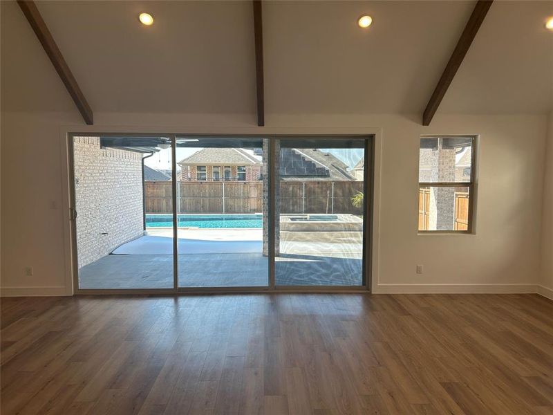 Spacious, unfurnished interior of a new home in Monterra, Fate (Image 21).