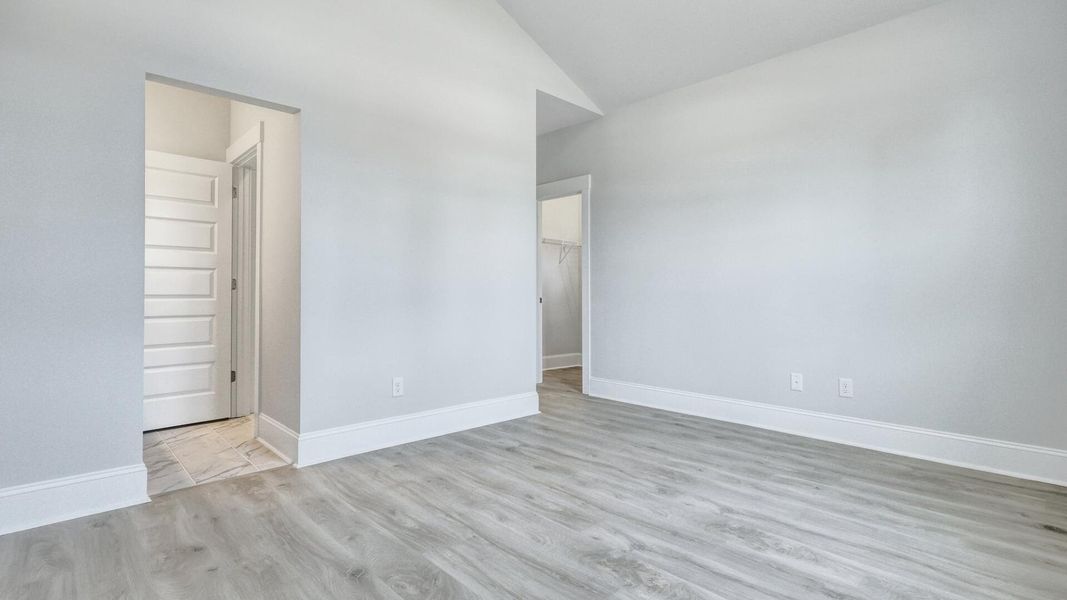 Spacious, unfurnished interior of a new home in Berkeley Bay, Ridgeville (Image 17).