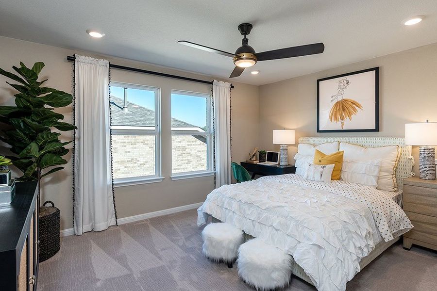 Representative furnished interior of a home built from the Sienna by Taylor Morrison in Parkside on the River 50s, Georgetown (Image 13).