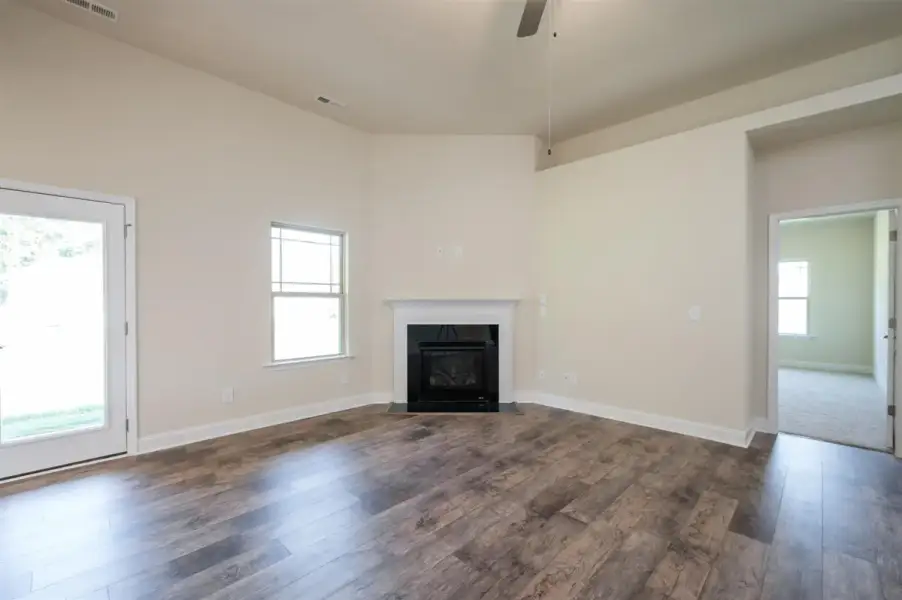 Representative unfurnished interior of a home built from the 1602-2 by Adams Homes in Ham Farm, La Grange (Image 13).