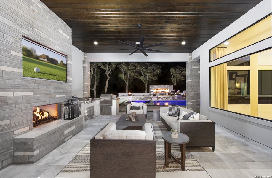 Exterior details and patio area of a home in , Fair Oaks Ranch (Image 19).